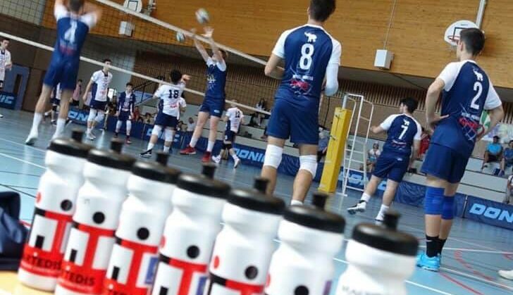 joueurs-de-volleyball